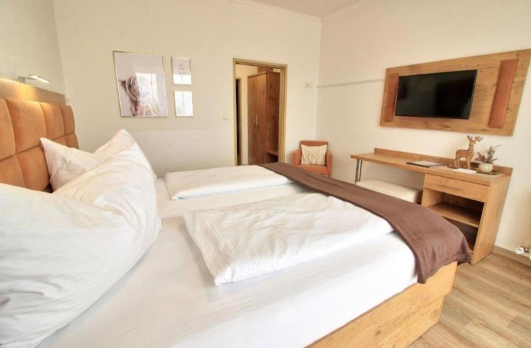 Hotel&Restaurant Seehof Podersdorf am See Kamer foto