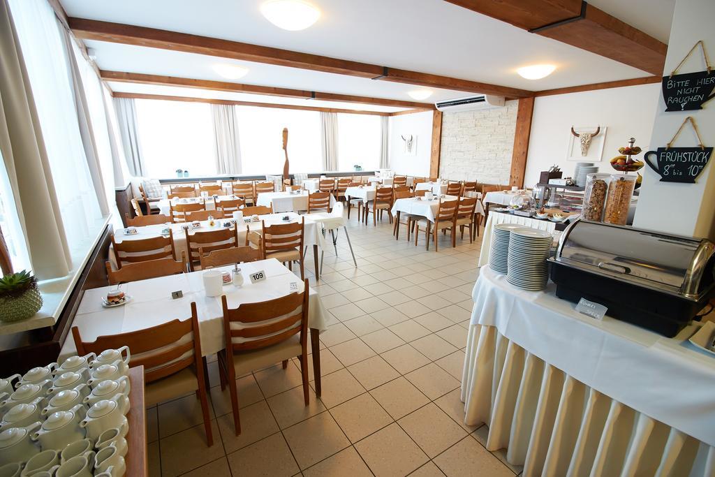 Hotel&Restaurant Seehof Podersdorf am See Buitenkant foto