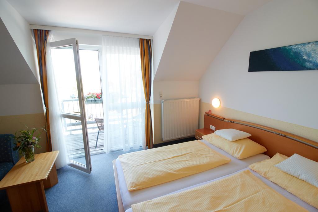 Hotel&Restaurant Seehof Podersdorf am See Buitenkant foto