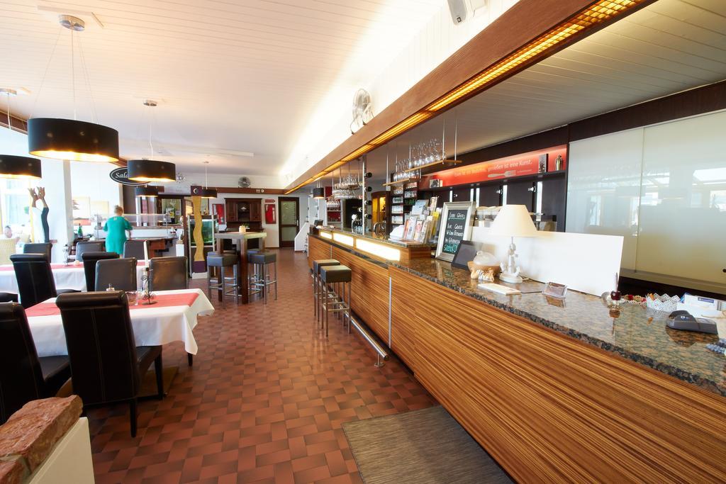 Hotel&Restaurant Seehof Podersdorf am See Buitenkant foto