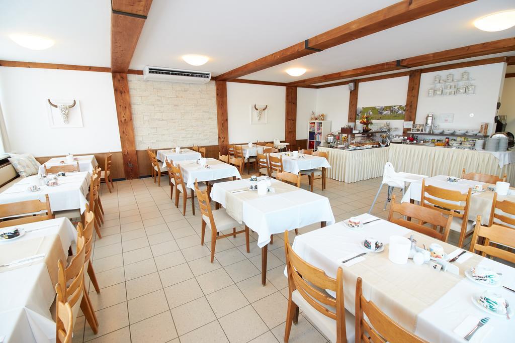 Hotel&Restaurant Seehof Podersdorf am See Buitenkant foto
