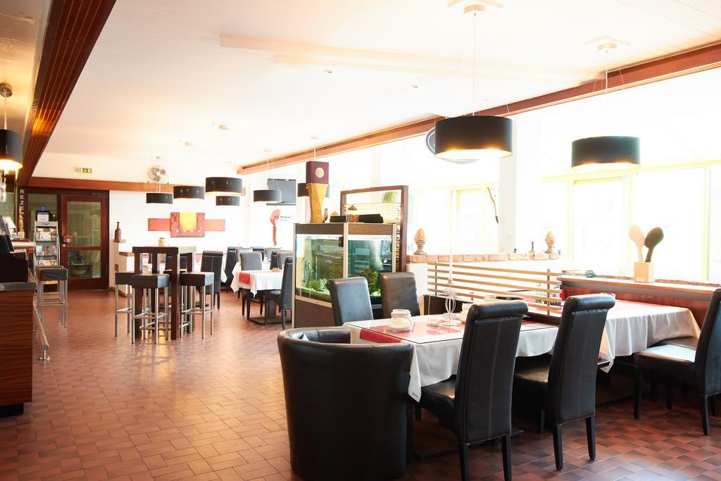 Hotel&Restaurant Seehof Podersdorf am See Buitenkant foto